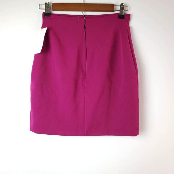 Celeb Purple Lined Mini Pencil Skirt NEW - Picture 2 of 4